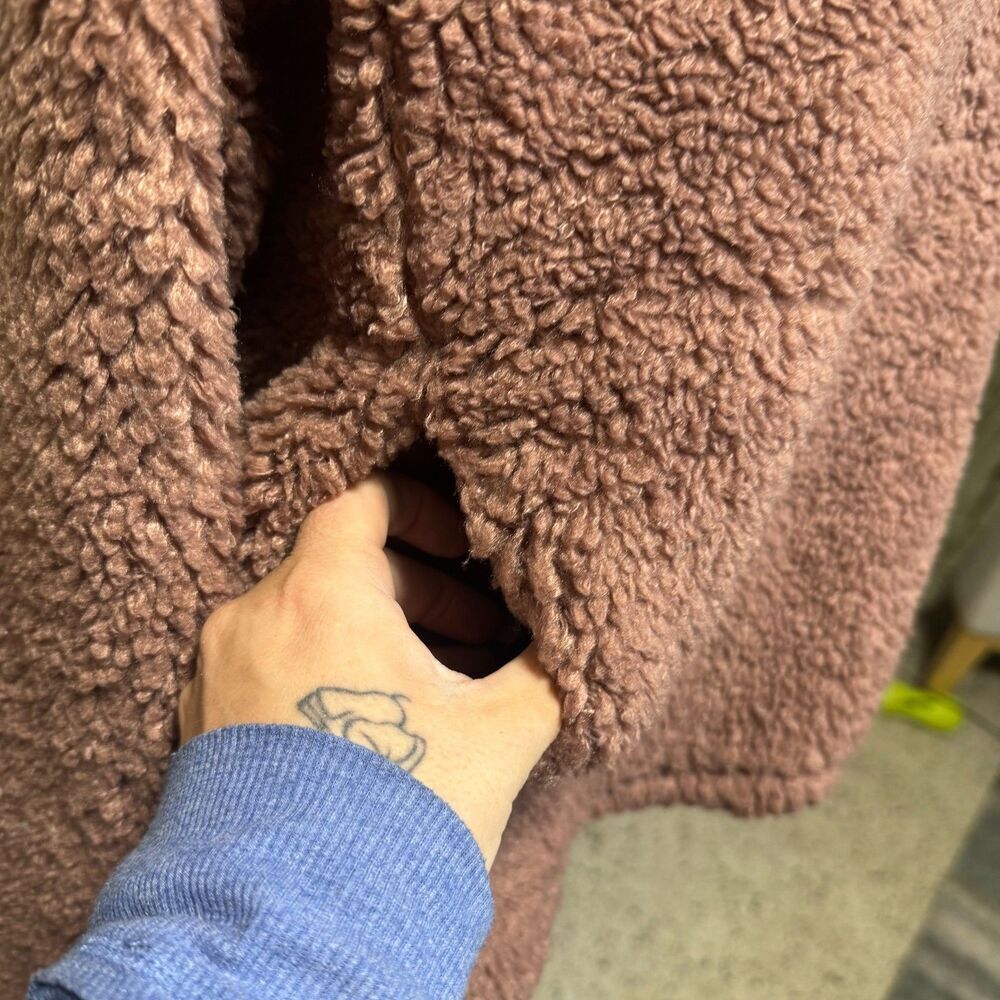 Lululemon Warmth Restore Fleece Mauve aPullover Women's 6 Sherpa Outerwear Cozy - Picture 2 of 8